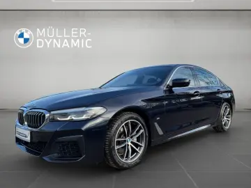 BMW 520d xDrive M SPORT RÜCKFAHR SHZ DAB