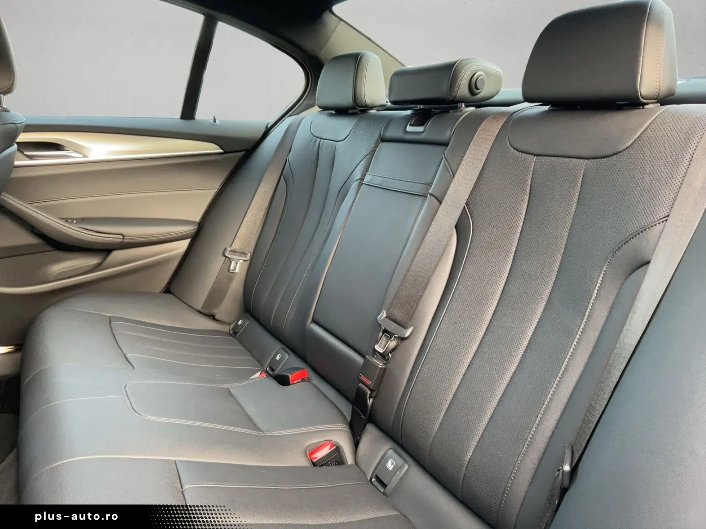 BMW 520d xDrive M SPORT RÜCKFAHR SHZ DAB