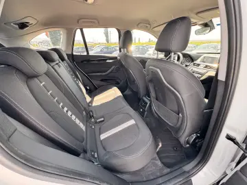 BMW X1 18d SPORT LINE