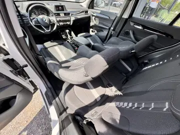 BMW X1 18d SPORT LINE