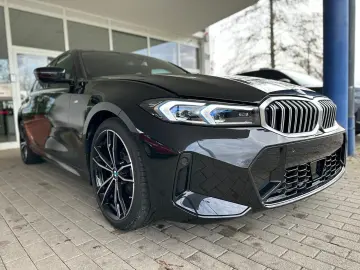 BMW 320 i Lim. M Sport   Pano