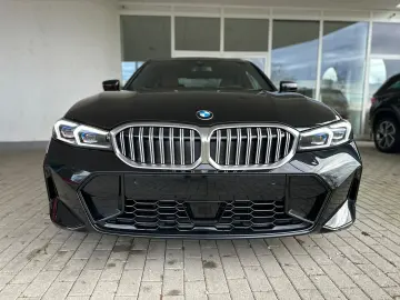 BMW 320 i Lim. M Sport   Pano