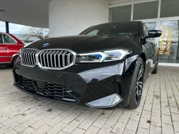 BMW 320 i Lim. M Sport   Pano