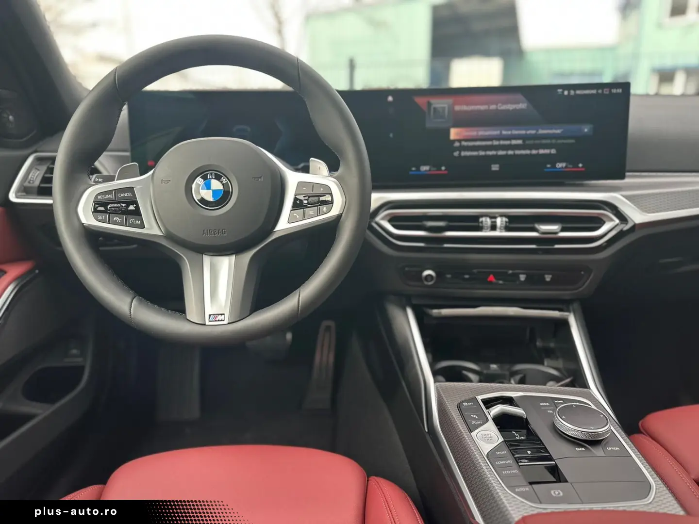 BMW 320 i Lim. M Sport   Pano