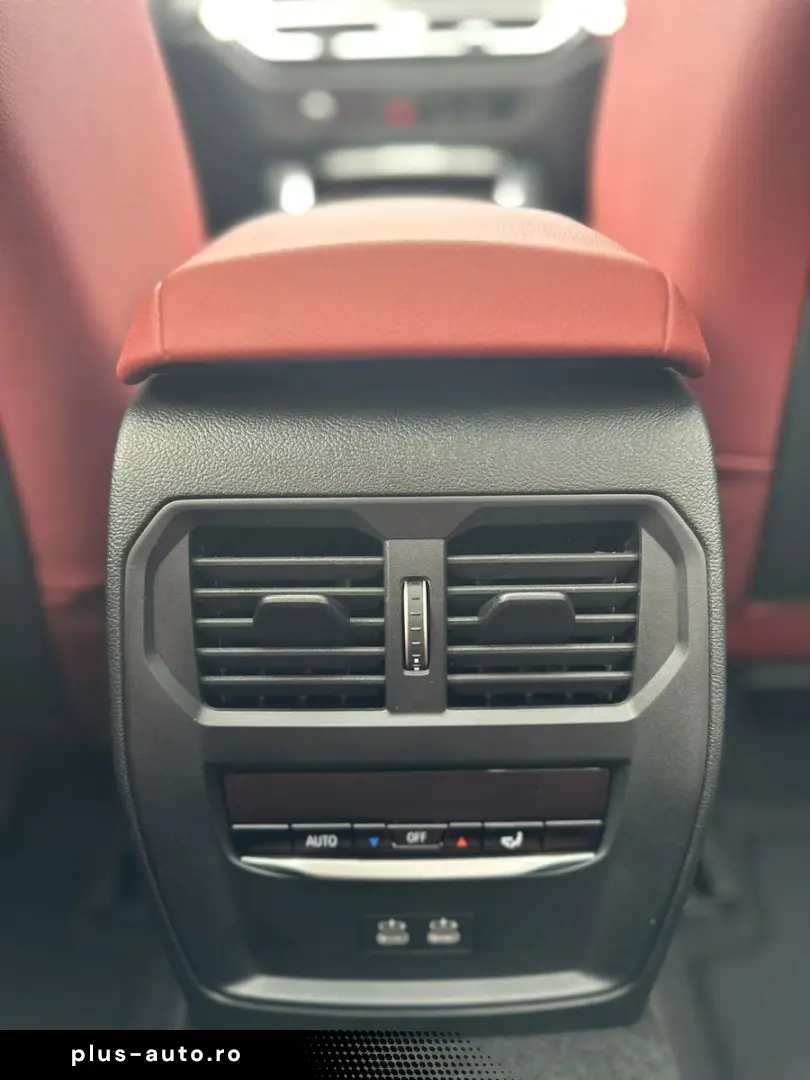 BMW 320 i Lim. M Sport   Pano