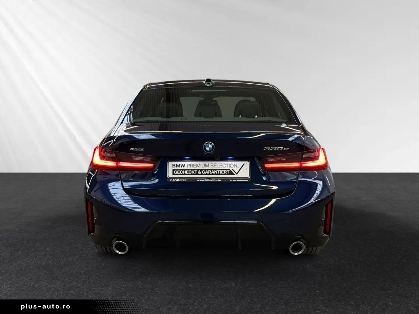 BMW 330e xDrive M Sport Glasdach Head-Up PA