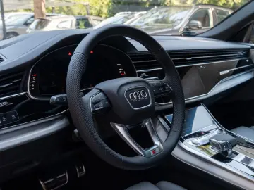 Audi Q8 50 TDI QUATTRO.SLINE.SOFT.B&O.PANO.AHK