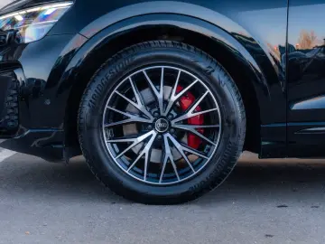 AUDI Q8 50 TDI quattro_SLine