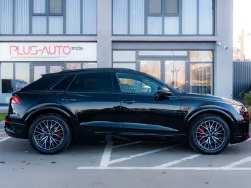 AUDI Q8 50 TDI quattro_SLine