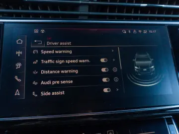 AUDI Q8 50 TDI quattro_SLine