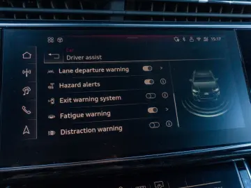 AUDI Q8 50 TDI quattro_SLine