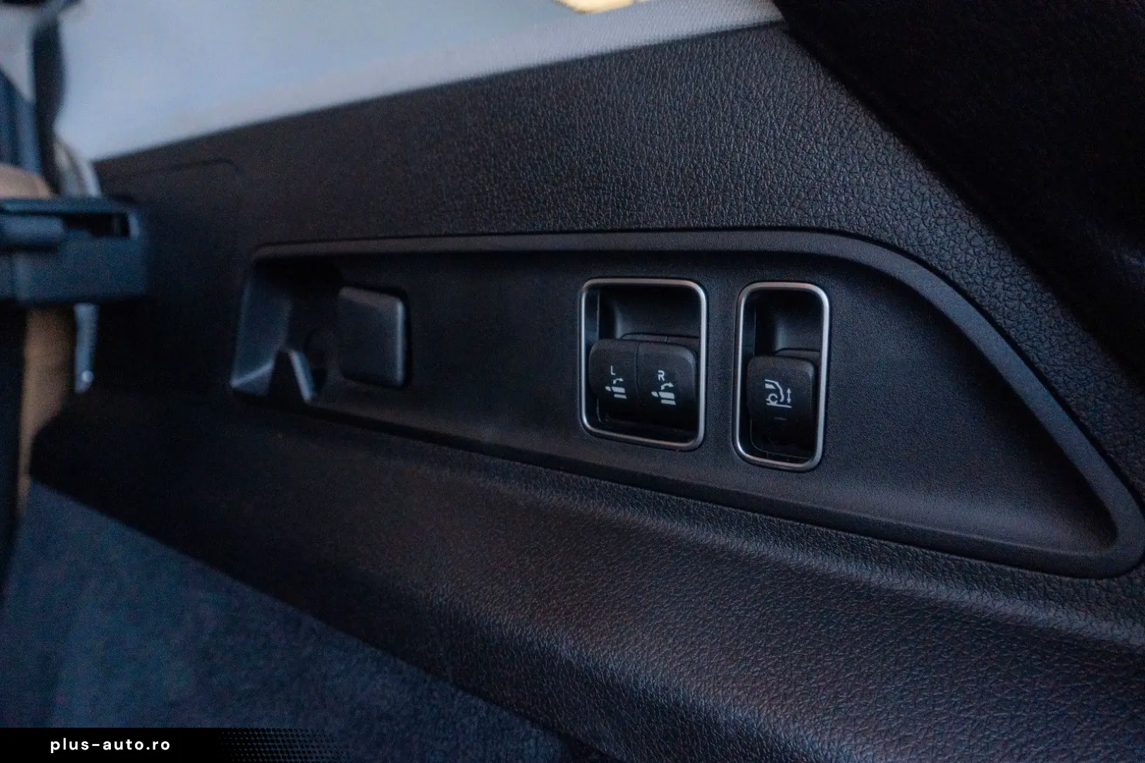 MERCEDES-BENZ GLE 400e_53AMG Ext Pack_PremiumPlus AMG