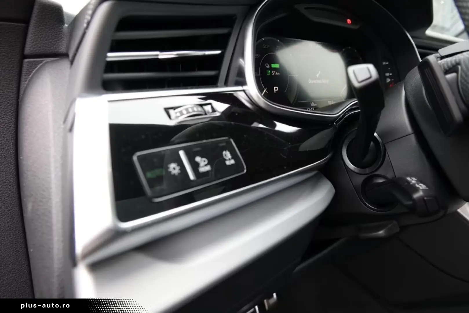 Audi Q8 55 TFSI e S-Line B O Pano Laser AHK Head-Up