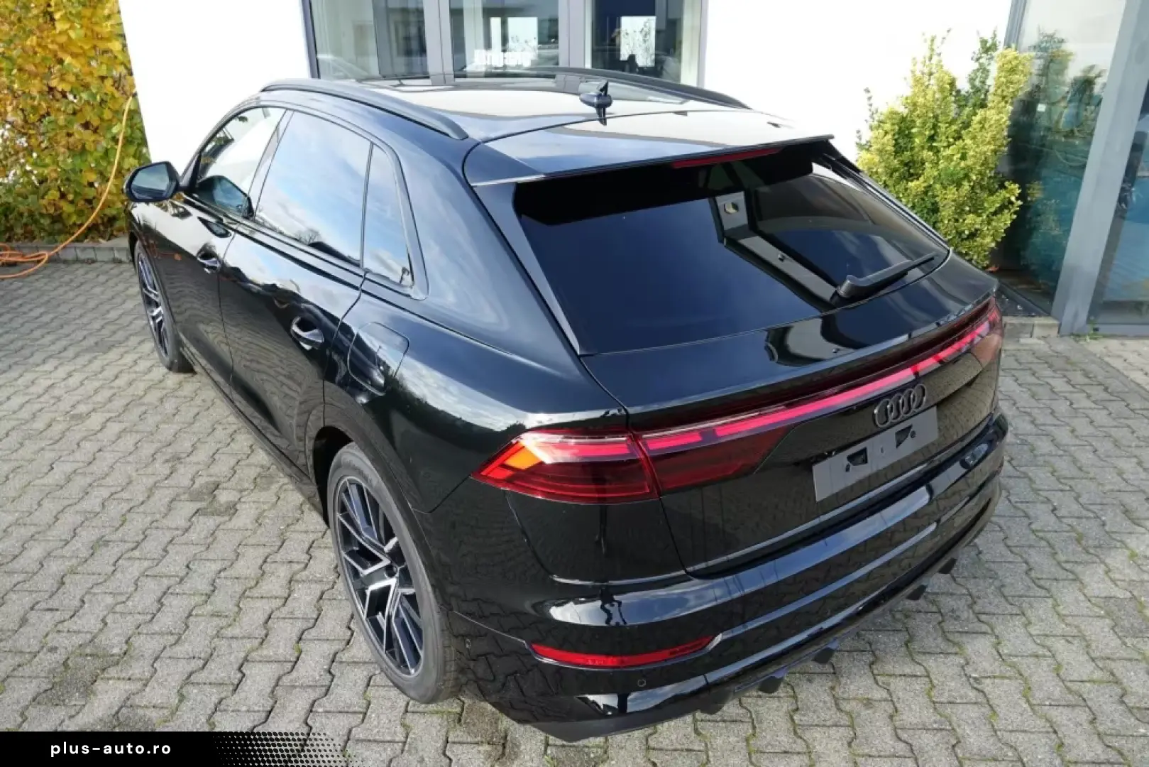 Audi Q8 55 TFSI e S-Line B O Pano Laser AHK Head-Up