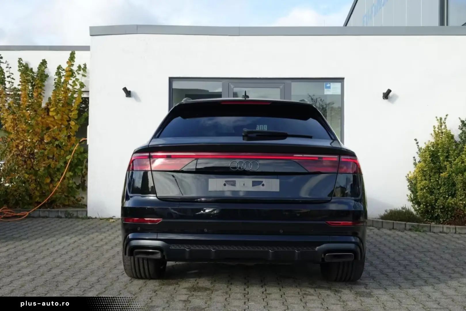 Audi Q8 55 TFSI e S-Line B O Pano Laser AHK Head-Up