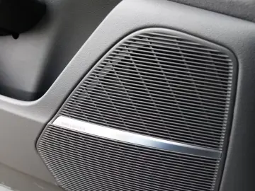 Audi Q8 55 TFSI e S-Line B O Pano Laser AHK Head-Up