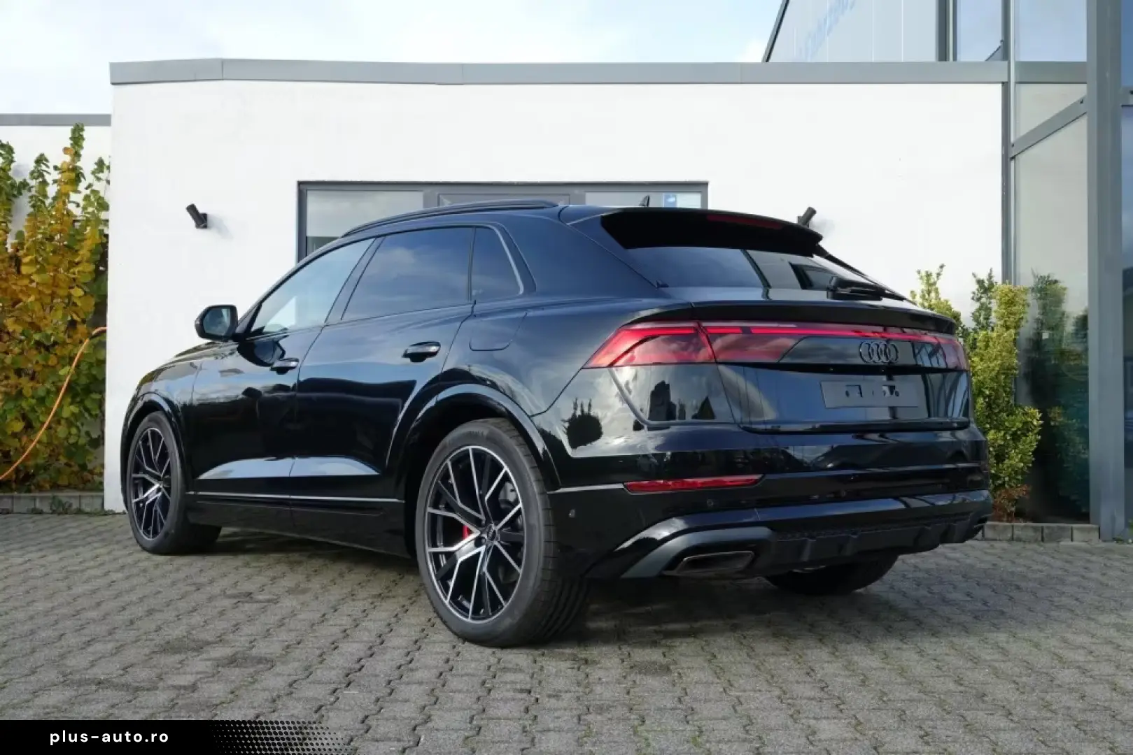 Audi Q8 55 TFSI e S-Line B O Pano Laser AHK Head-Up