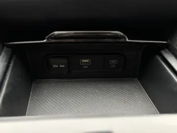 Kia Sportage 1.6 T-GDI HEV 6AT 4x2 Style