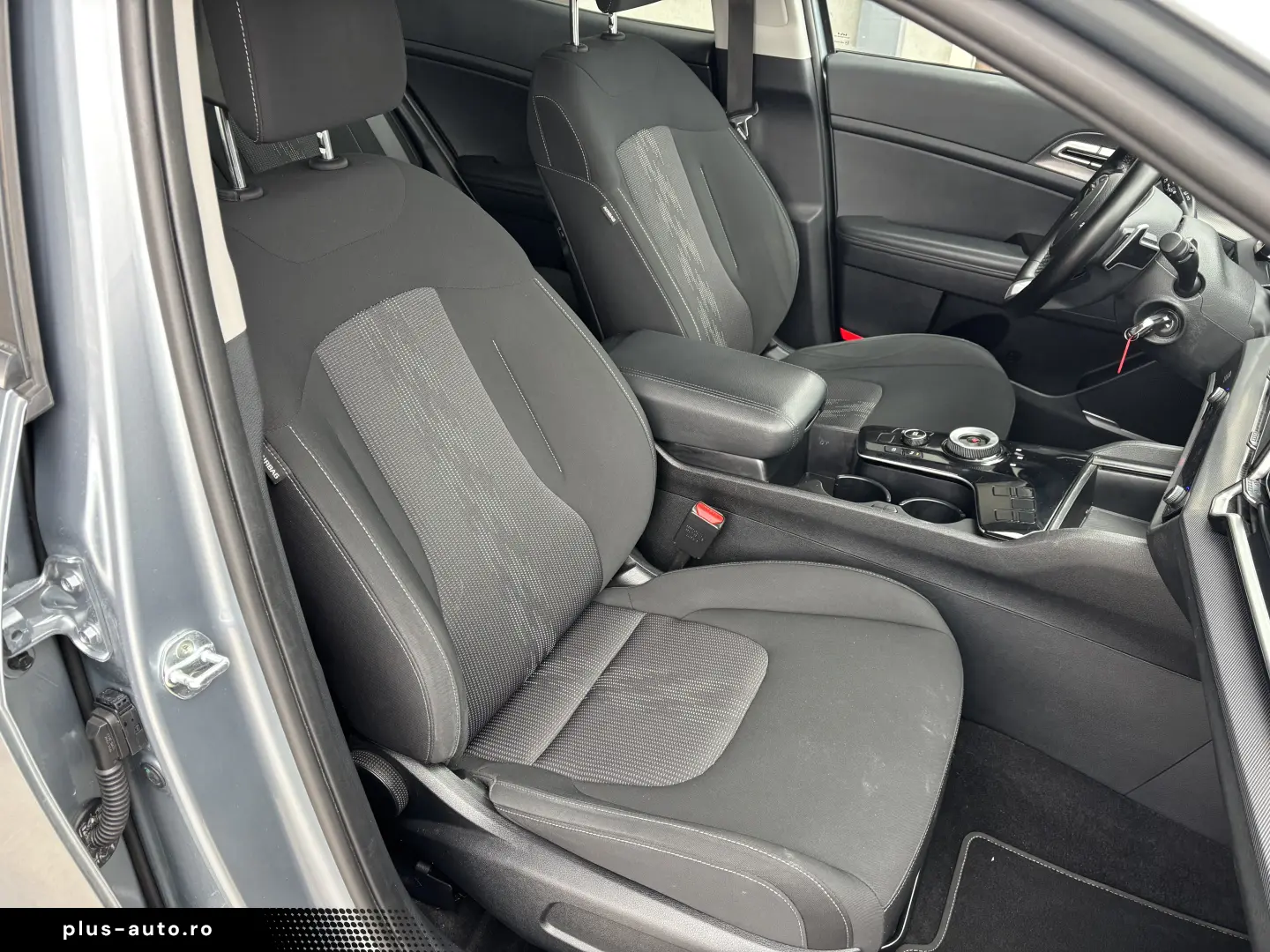 Kia Sportage 1.6 T-GDI HEV 6AT 4x2 Style