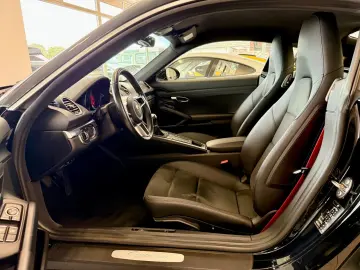 PORSCHE 718 Cayman 6-Gang  Xenon  20Zoll  1.Hand