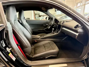 PORSCHE 718 Cayman 6-Gang  Xenon  20Zoll  1.Hand