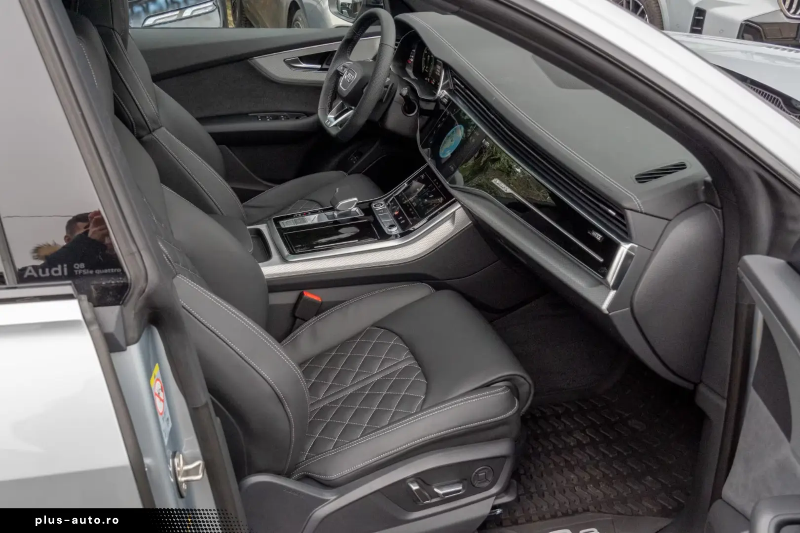 Audi Q8 60 TFSIeS-Line.Matrix.Panoramic.Air Deflector.Towbar