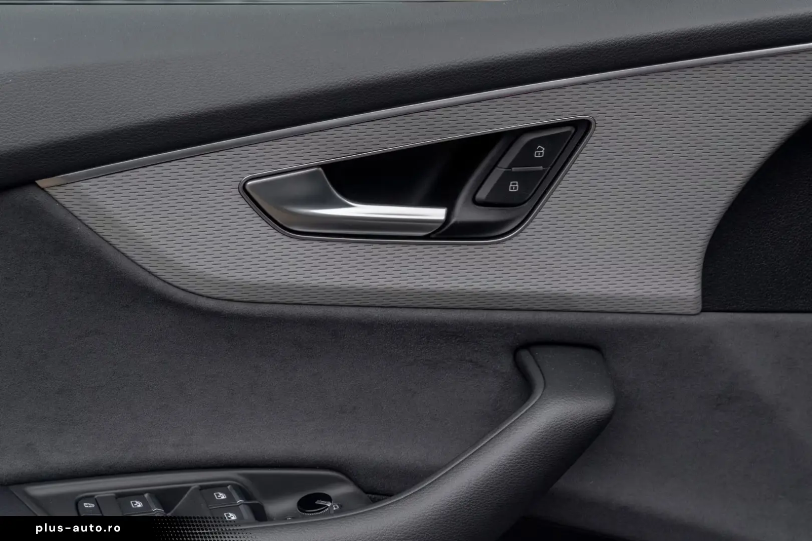 Audi Q8 60 TFSIeS-Line.Matrix.Panoramic.Air Deflector.Towbar