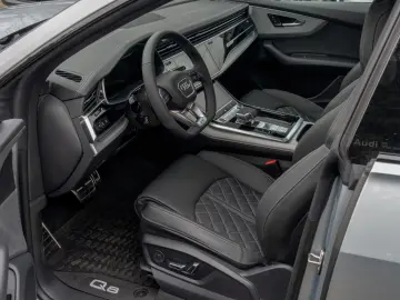 Audi Q8 60 TFSIeS-Line.Matrix.Panoramic.Air Deflector.Towbar