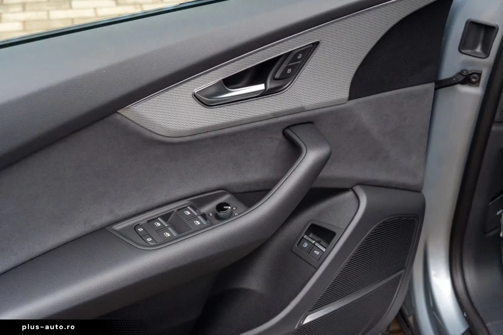 Audi Q8 60 TFSIeS-Line.Matrix.Panoramic.Air Deflector.Towbar