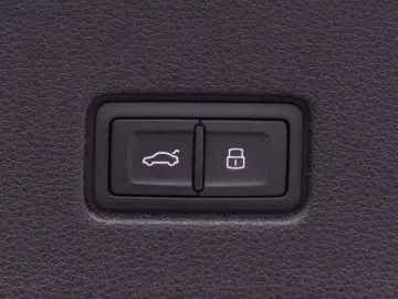 Audi Q8 60 TFSIeS-Line.Matrix.Panoramic.Air Deflector.Towbar