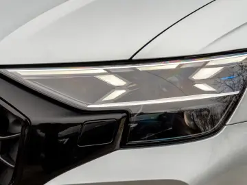 Audi Q8 60 TFSIeS-Line.Matrix.Panoramic.Air Deflector.Towbar