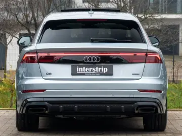 Audi Q8 60 TFSIeS-Line.Matrix.Panoramic.Air Deflector.Towbar