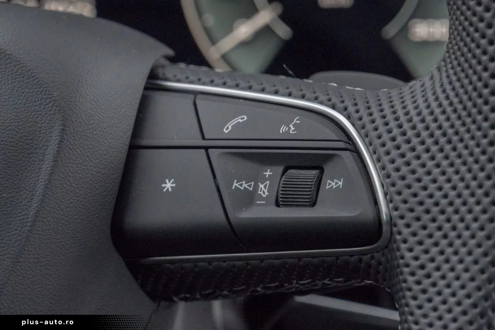 Audi Q8 60 TFSIeS-Line.Matrix.Panoramic.Air Deflector.Towbar