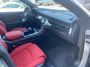 Audi Q8 60 TFSI e quattro EXKLUSIVE FULL