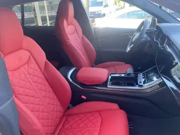 Audi Q8 60 TFSI e quattro EXKLUSIVE FULL