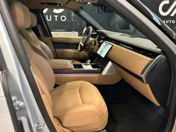 LAND ROVER Range Rover Autobiography