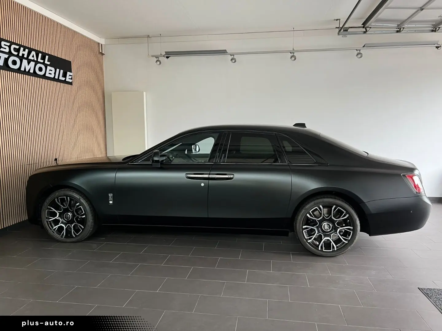ROLLS ROYCE Ghost Black Badge  Shooting-Star Table Theatre