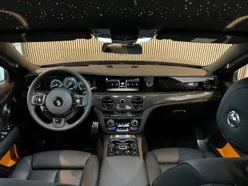 ROLLS ROYCE Ghost Black Badge  Shooting-Star Table Theatre