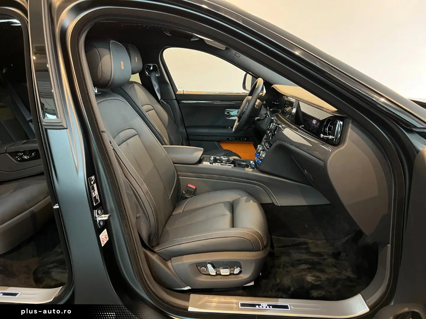 ROLLS ROYCE Ghost Black Badge  Shooting-Star Table Theatre