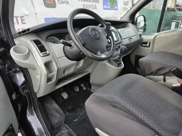 Opel vivaro autoturism
