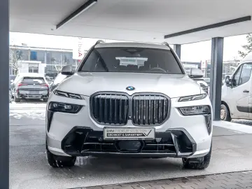 BMW X7 xDrive40i M Sport HUD PANO ACC AHK RFK NAVI