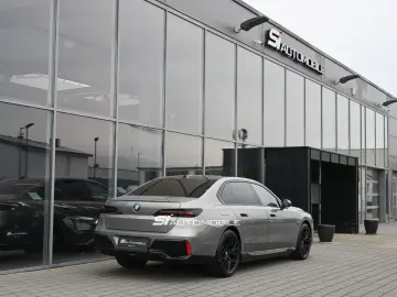 BMW 750e xDrive M-Sport  SHADOW EXEC.DRIVE INTEGRAL