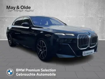 BMW 740 d xDrive M Sport Innovationspaket Pano AHK D