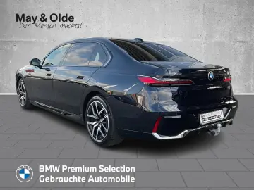 BMW 740 d xDrive M Sport Innovationspaket Pano AHK D