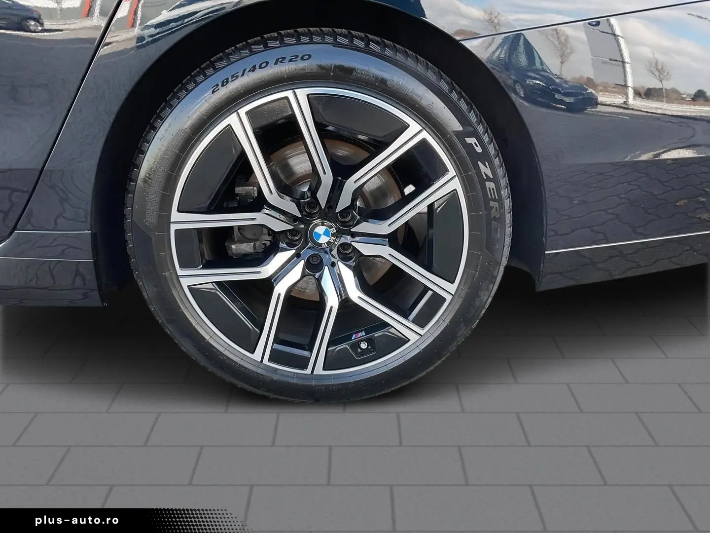 BMW 740 d xDrive M Sport Innovationspaket Pano AHK D