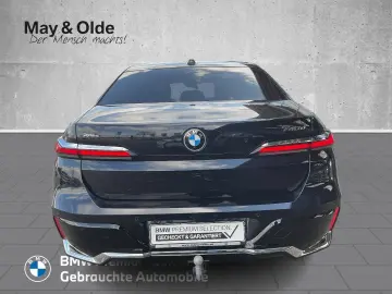BMW 740 d xDrive M Sport Innovationspaket Pano AHK D