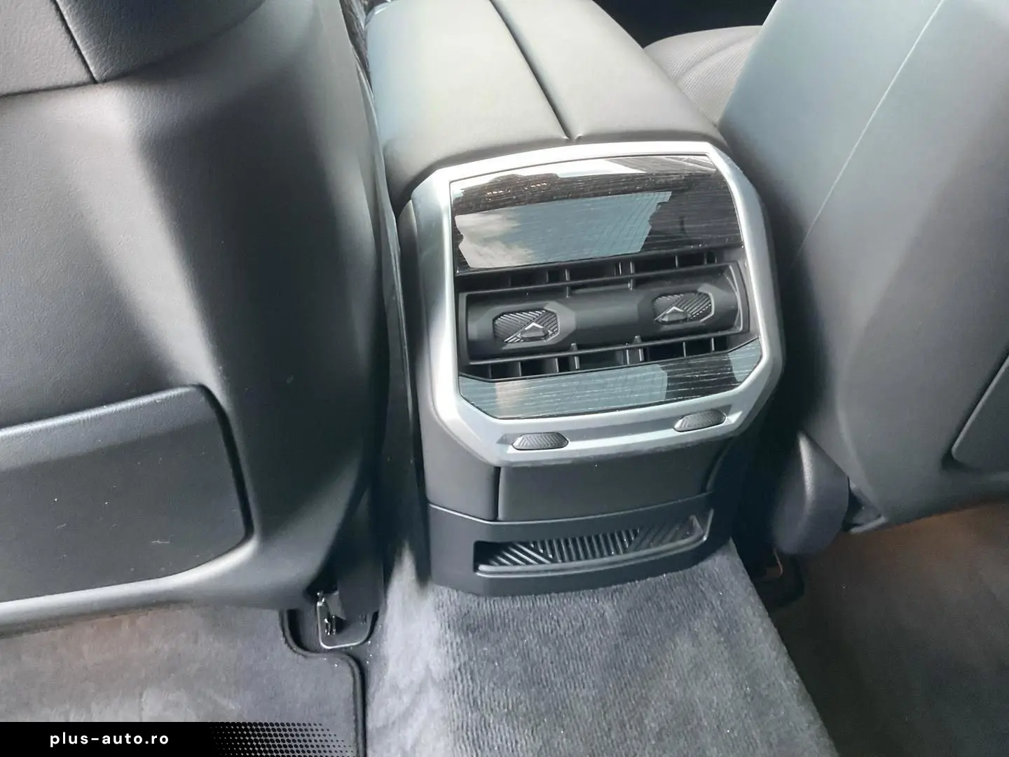 BMW 740 d xDrive M Sport Innovationspaket Pano AHK D