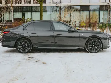 BMW 740 7 740 d xDrive M Sport
