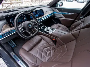 BMW 740 7 740 d xDrive M Sport