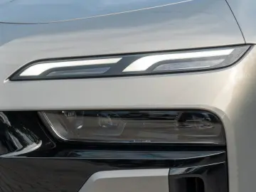 BMW 740d xDrive M SPORT.MASSAGE.SKY.LOUNGE.B&W.5 100